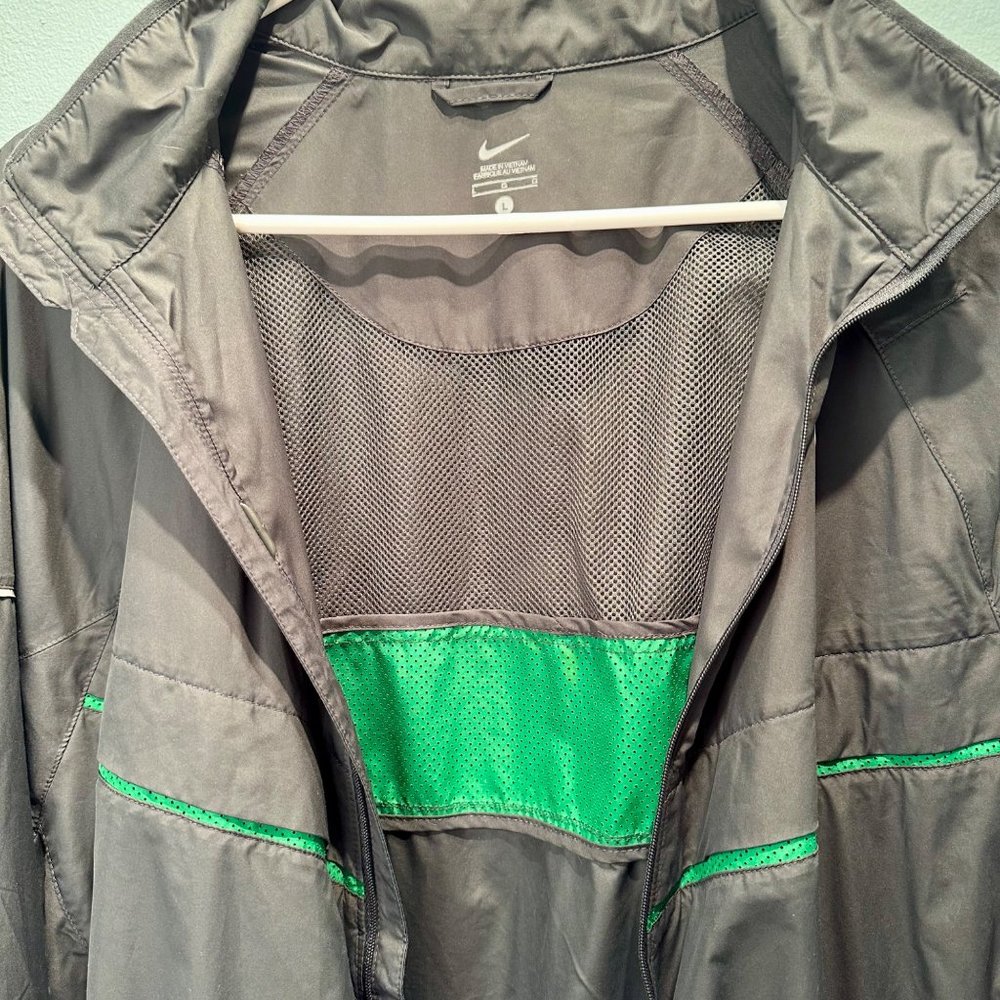 Nike Size Large Spring Windbreaker Training Running Track Jacket Black - Picture 8 of 16